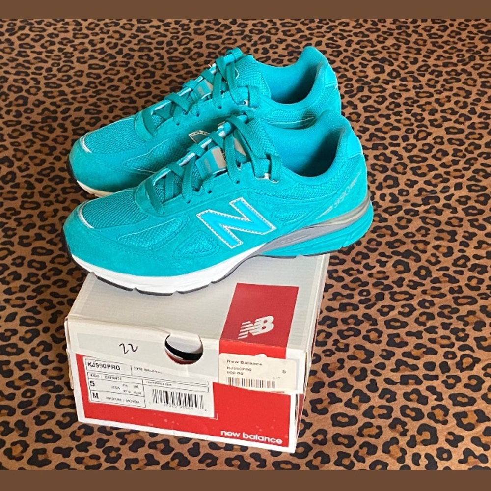 New Balance Turquoise Athletic Shoes